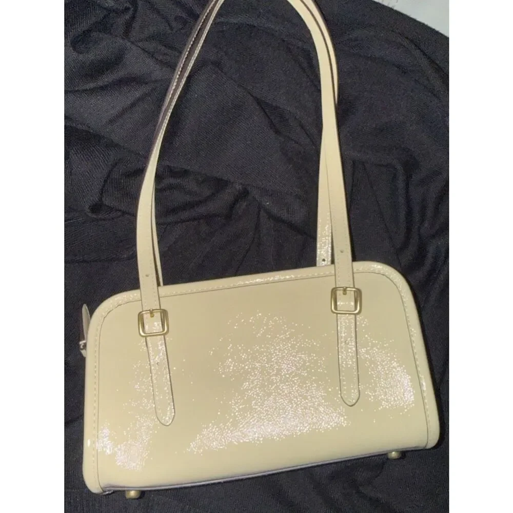 Coach Originals Swing Zip Bag 20 Brass/Chalk White Crinkle Patent Leather